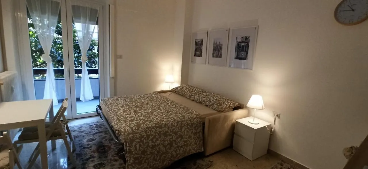 Smart Studio Porta Venezia Fashion District Milan Apartment